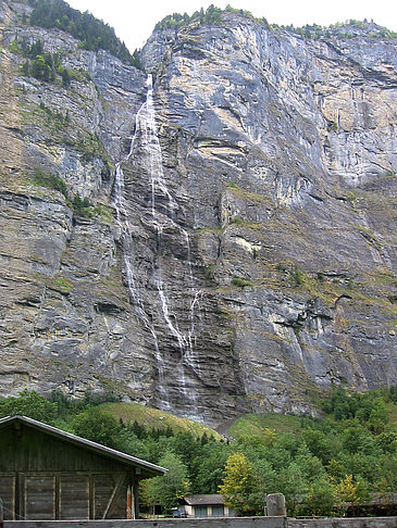 Foto Wasserfälle am Berg