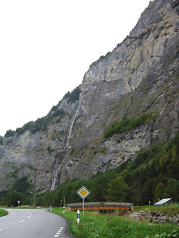 Wasserfälle am Berg Foto 