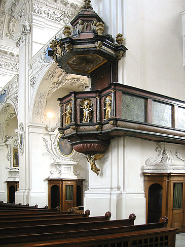 In der Kathedrale