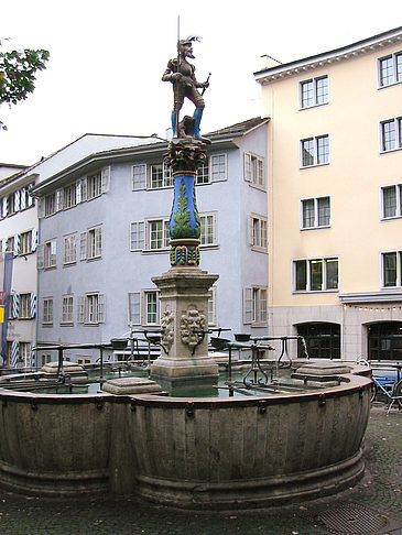 Fotos Brunnen in Zürich