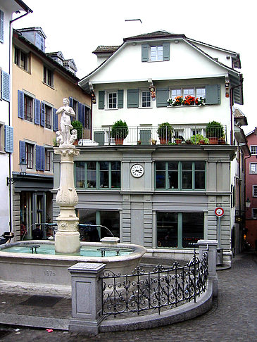 Brunnen in Zürich Foto 