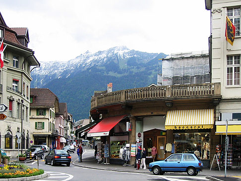 Einkaufsstraße in Interlaken Foto 