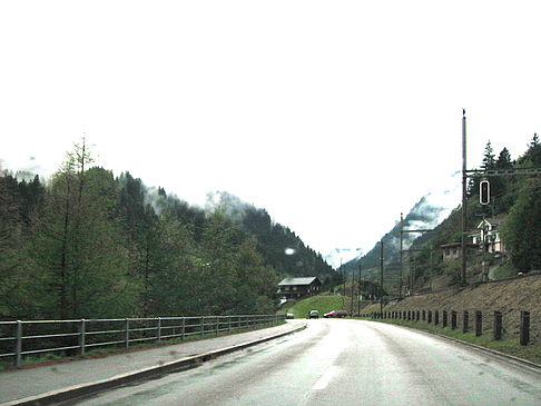 Fahrt nach Locarno durch Sant Gotthard