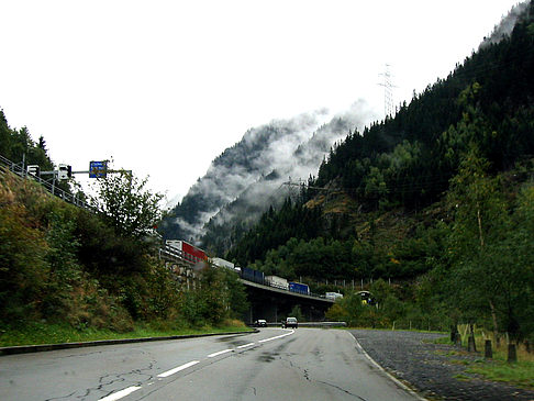 Fahrt nach Locarno durch Sant Gotthard