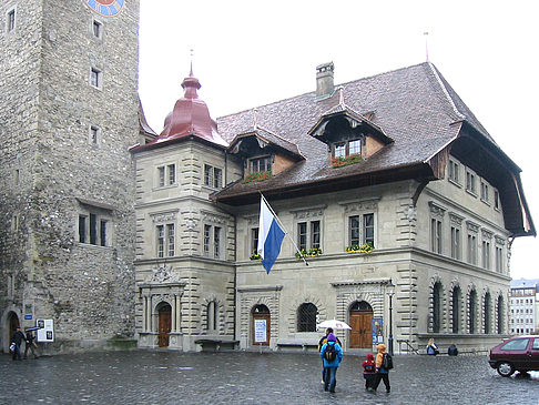 Foto Turm mit Uhr - Luzern