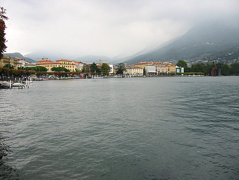 Foto Blick auf die Stadt - Lugano