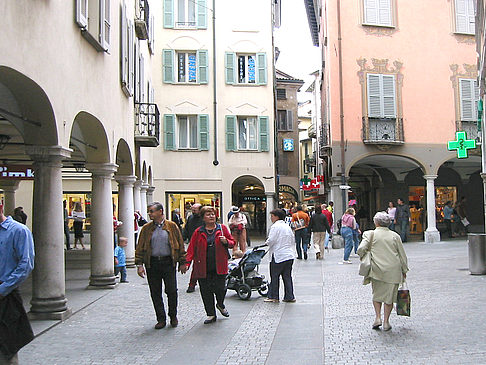 Einkaufstraße in Lugano Foto 