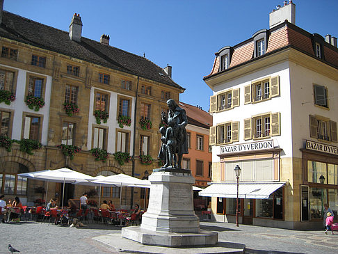 Foto Pestalozzi Denkmal - Yverdon